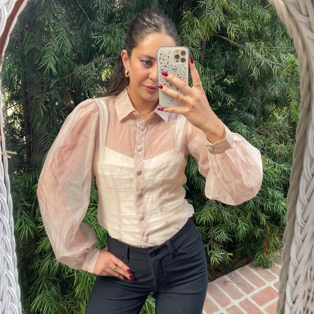 Beautiful sheer cream balloon sleeve blouse sz s - Picture 1 of 7